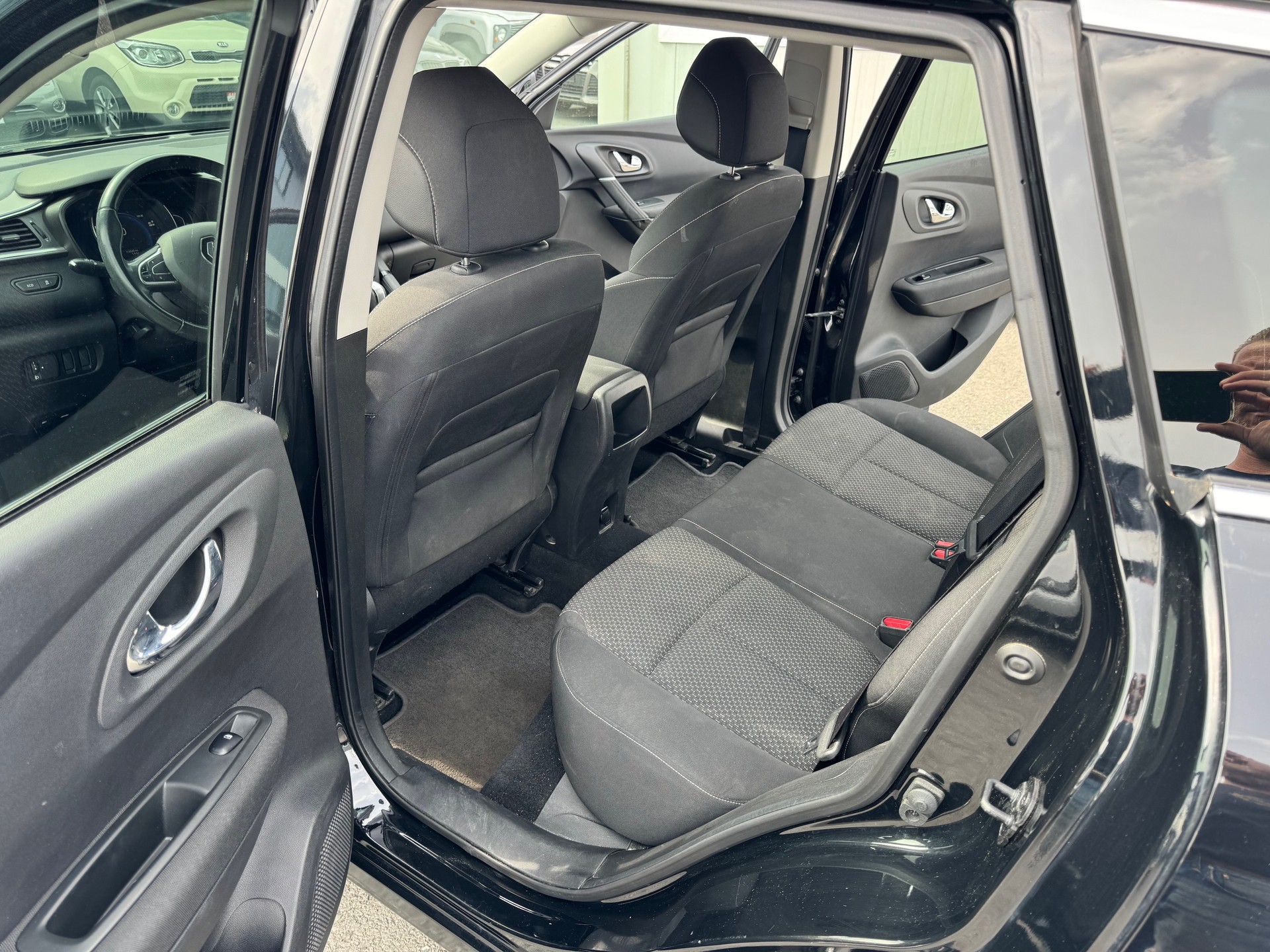 RENAULT Kadjar 1.2 16V Turbo Intens EDC-image-9