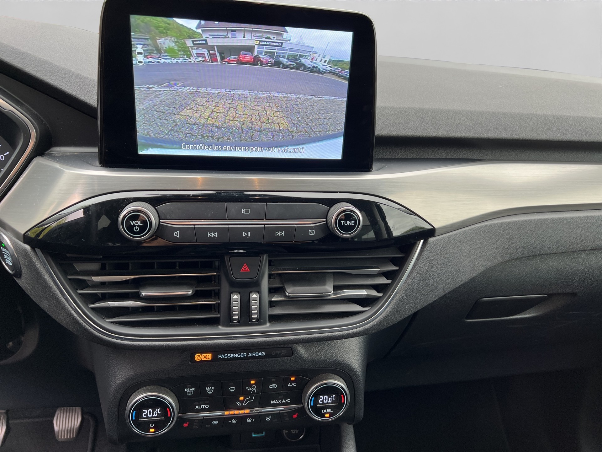 FORD Kuga 2.0 EcoBlue Hybrid Titanium 2WD-image-13