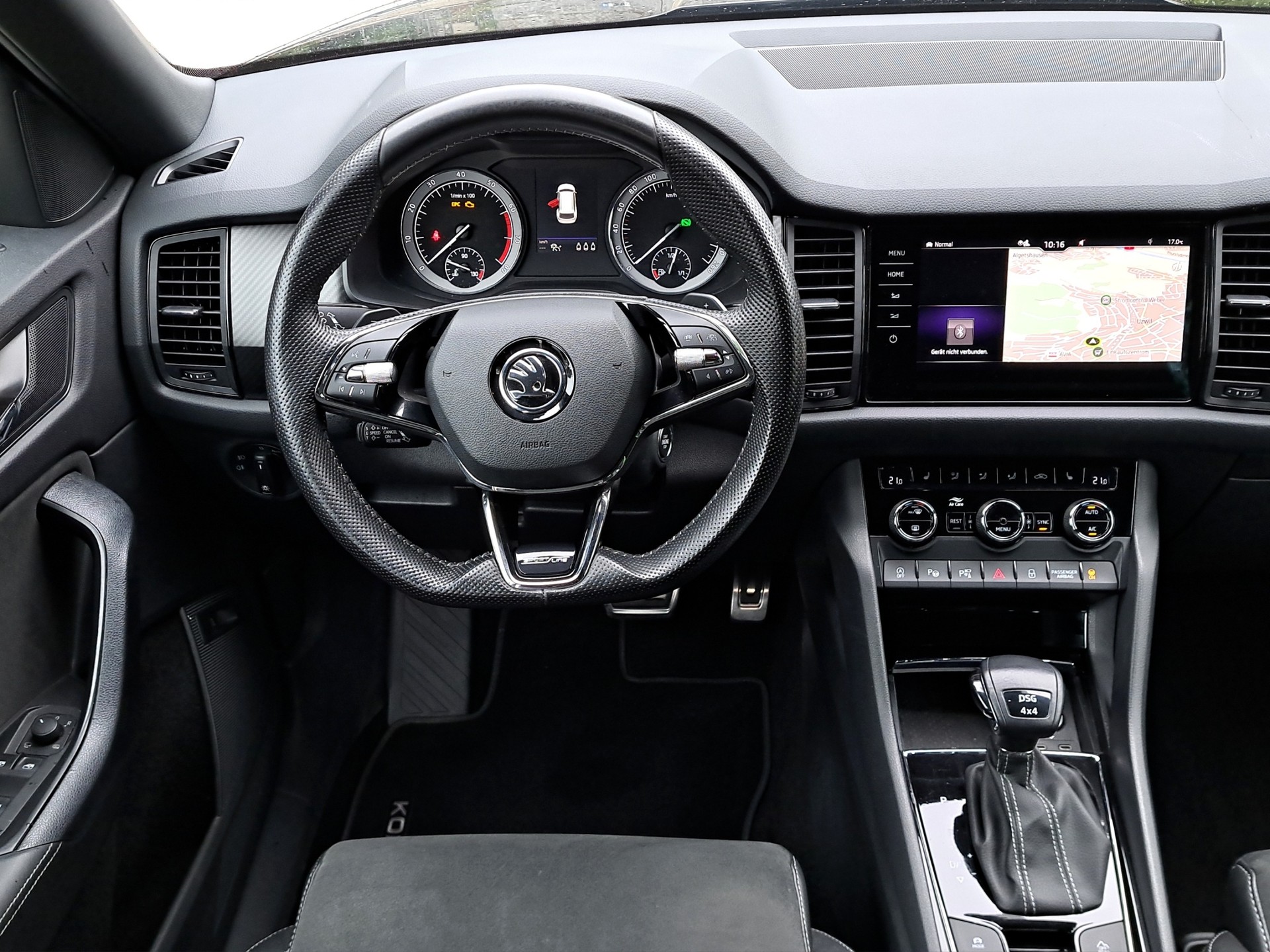 SKODA Kodiaq 2.0 TSI 4x4 Sport Line-image-8