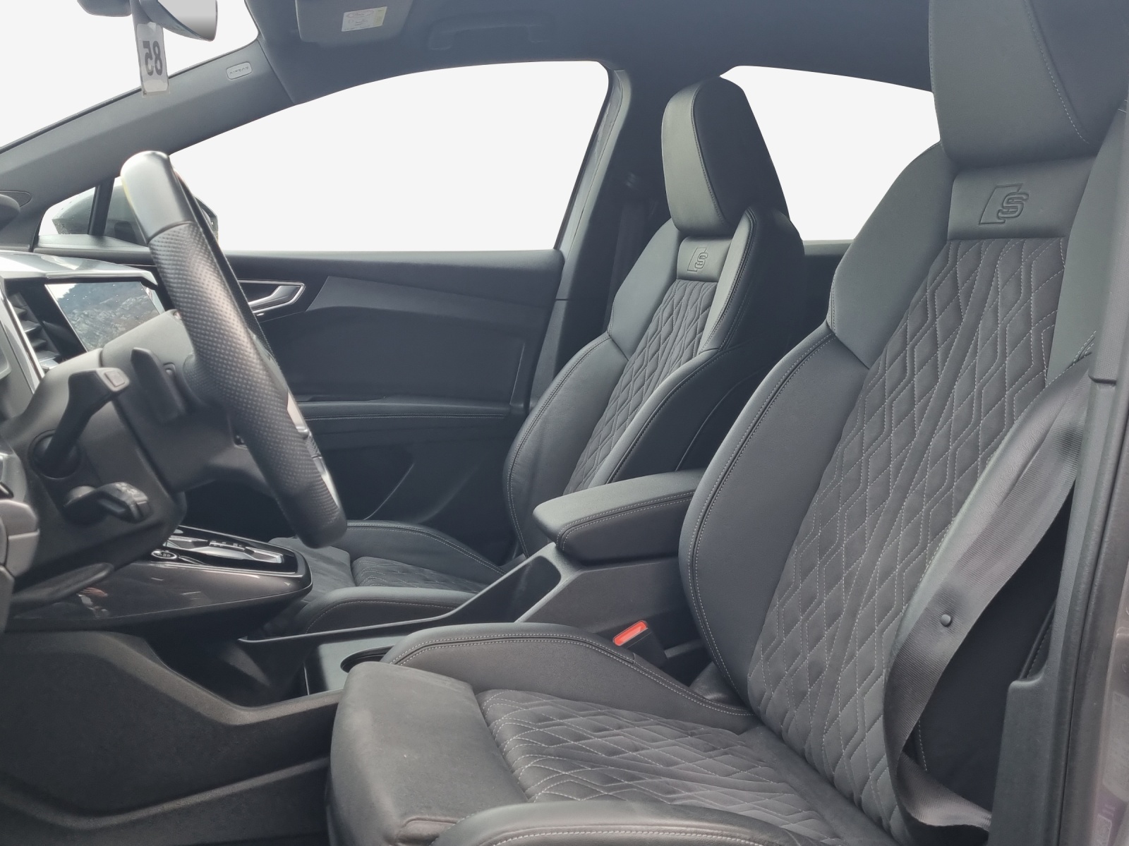 AUDI Q4 Sportback e-tron 50 quattro-image-8