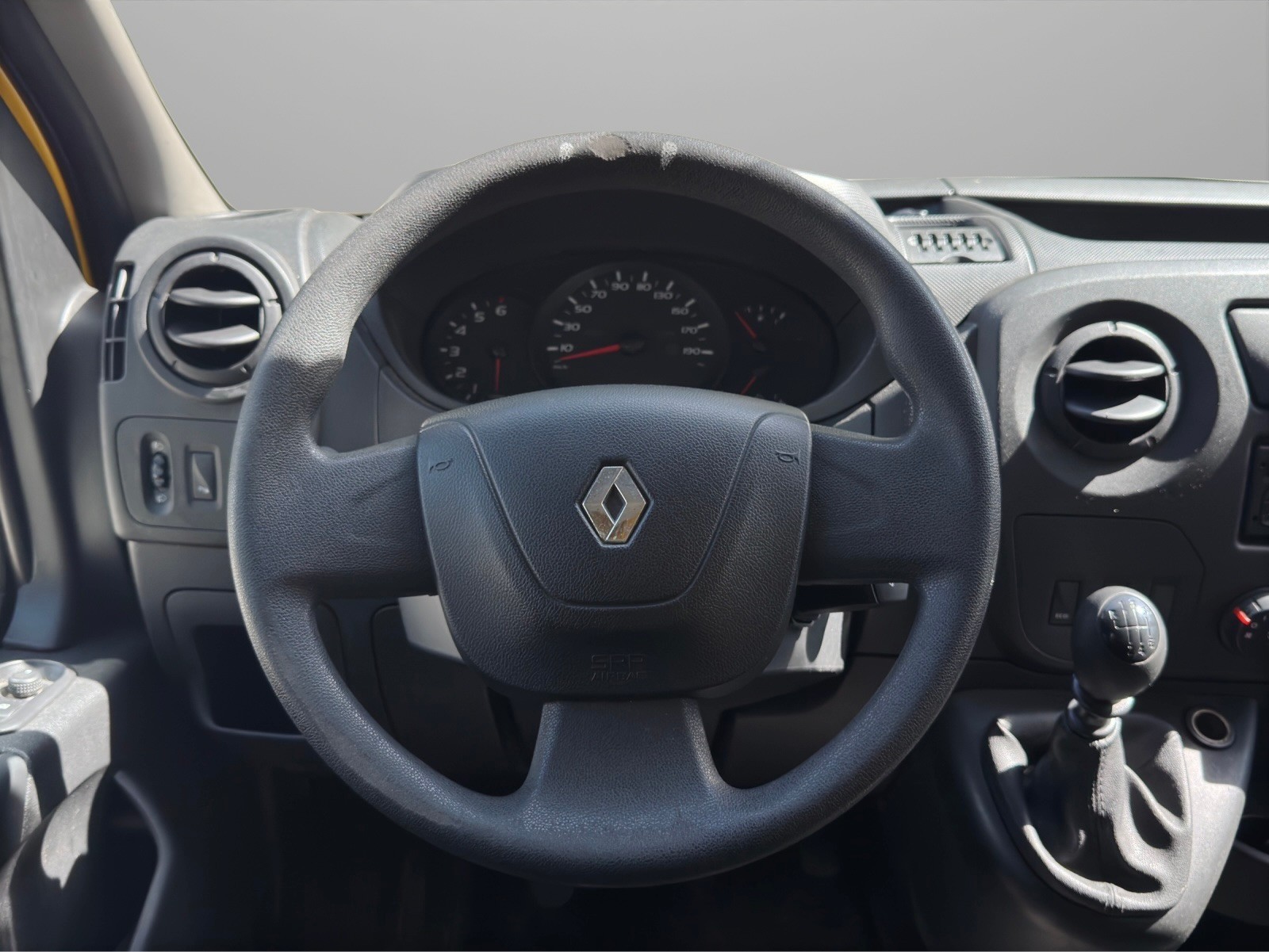RENAULT Master T35 2.3dCi 130 L3H2-image-9