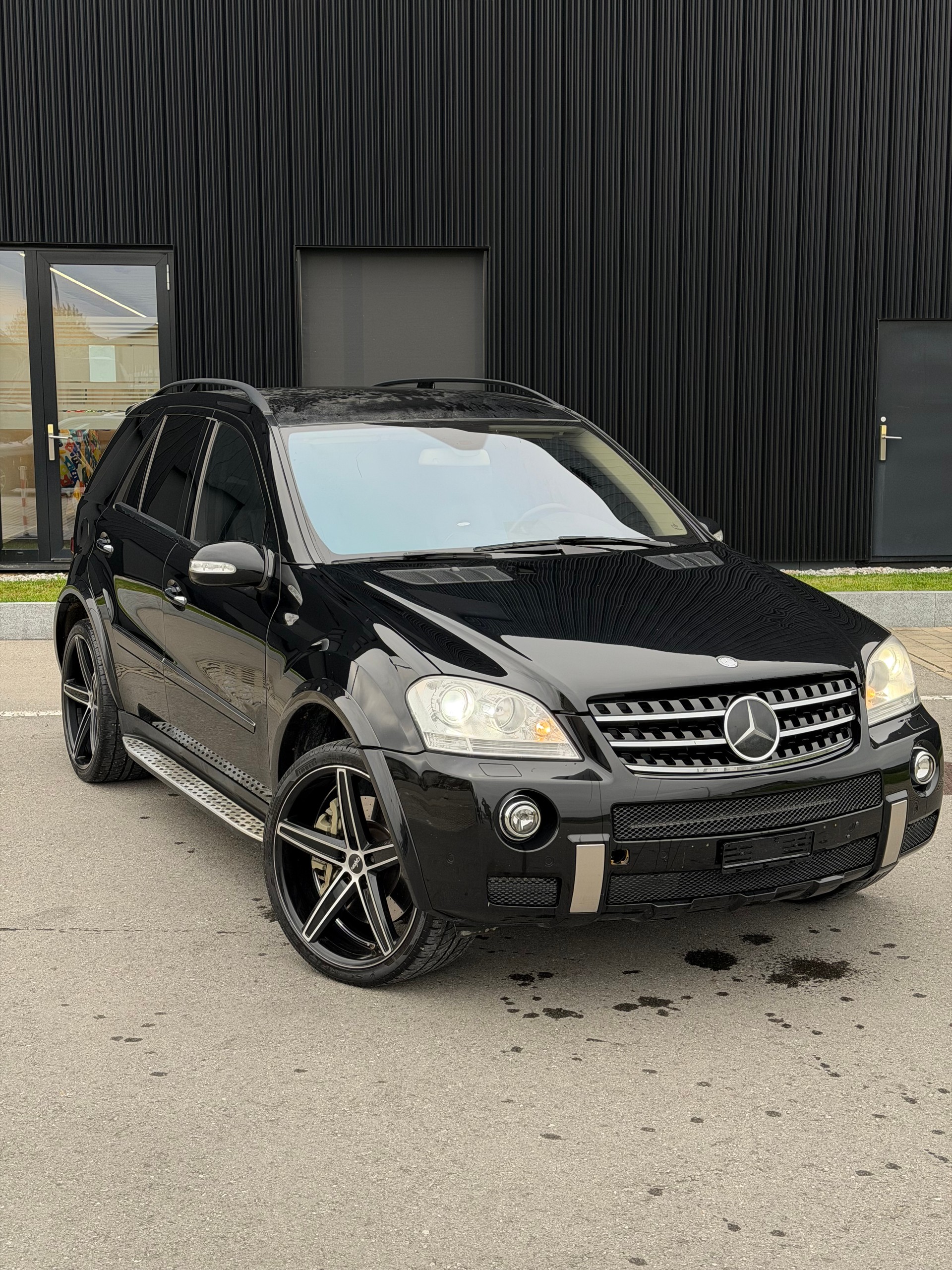 MERCEDES-BENZ ML 63 AMG 4Matic 7G-Tronic