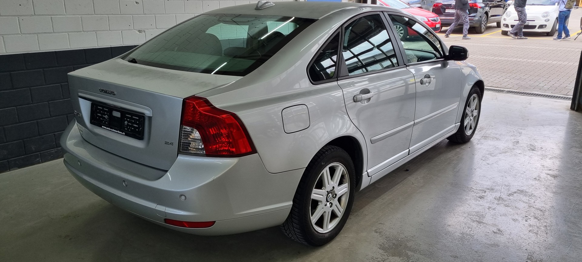 VOLVO S40 2.4 Summum Geartronic-image-2