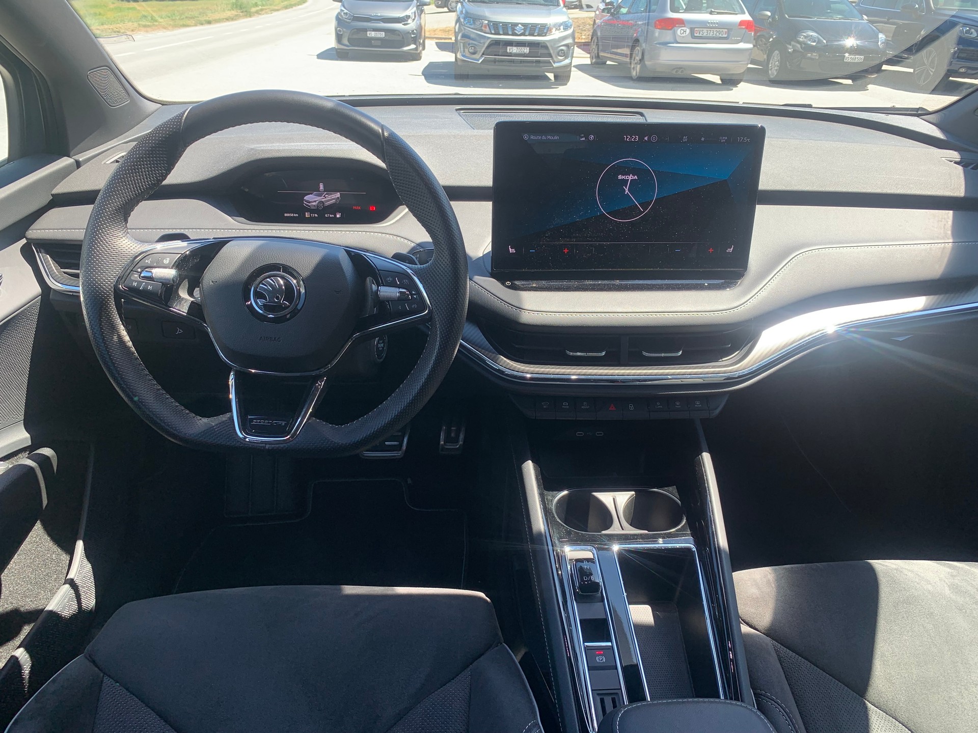 SKODA Enyaq iV 80x SportLine-image-16