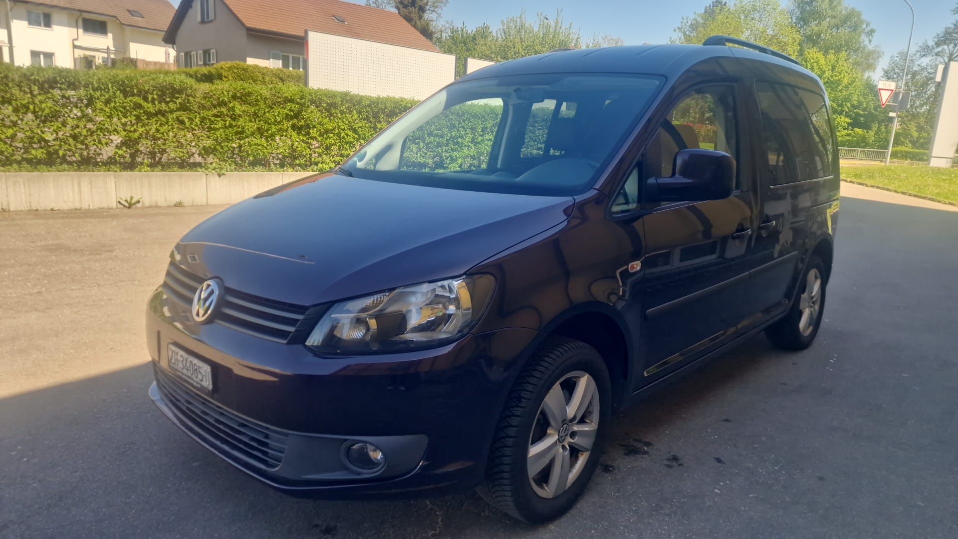 VW Caddy 2.0 TDI 4Motion Comfortline-image-2