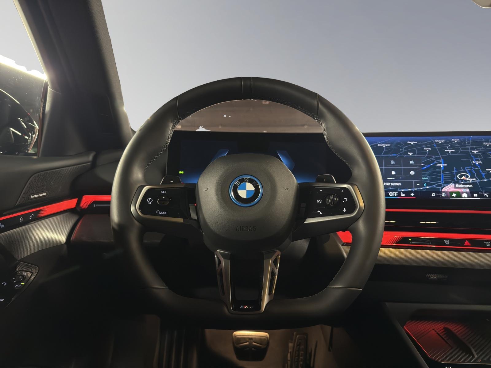 BMW 530e xDrive Touring M-SportPaket-image-13