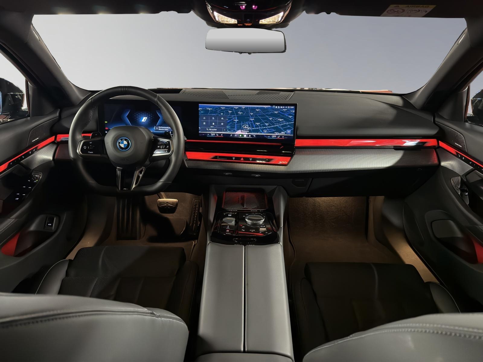 BMW 530e xDrive Touring M-SportPaket-image-12
