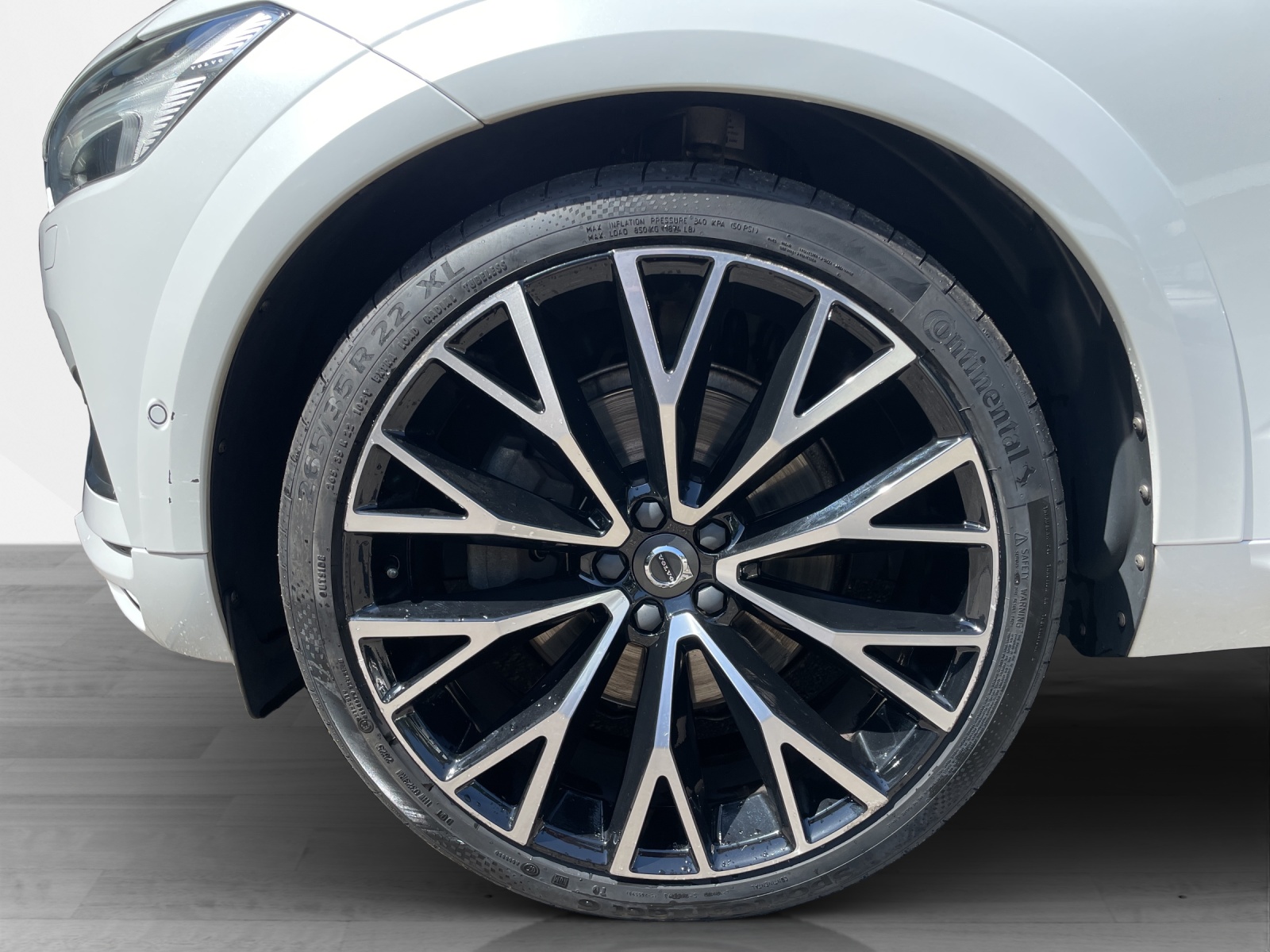 VOLVO XC60 2.0 T6 Inscription AWD-image-8