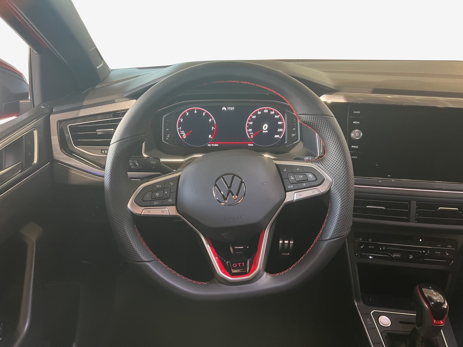 VW Polo 2.0 TSI GTI DSG-image-9