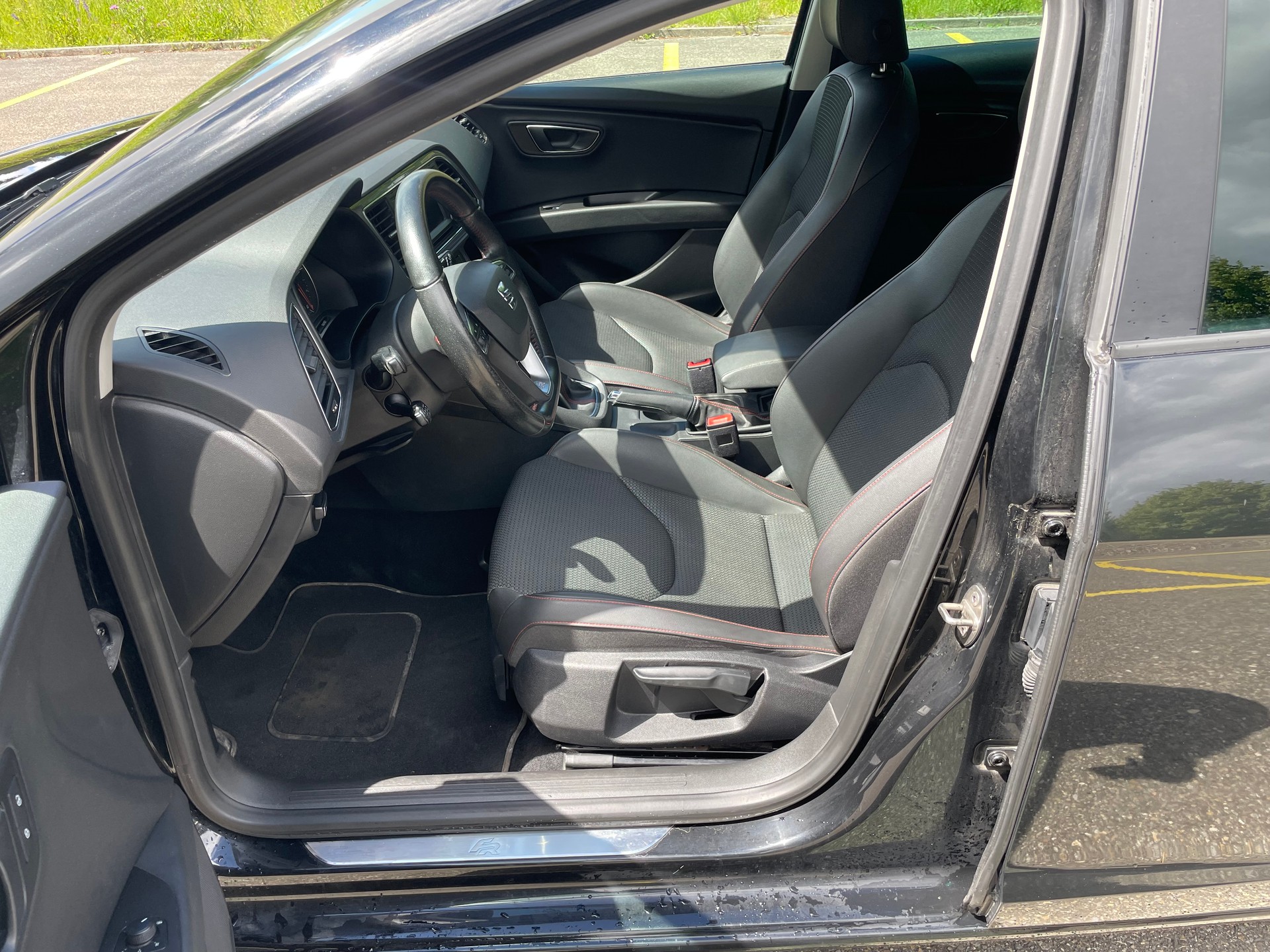 SEAT Leon 1.4 TSI FR-image-10