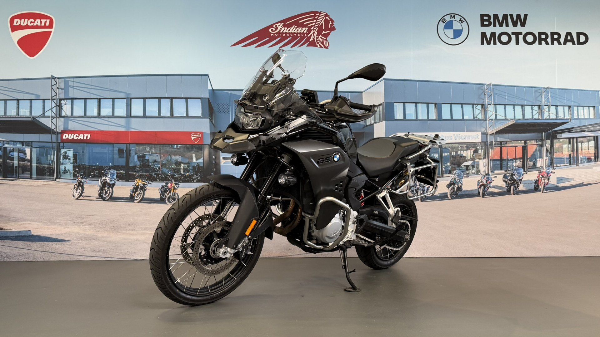 BMW F 850 GS Adventure Triple Black-showroom-element-2