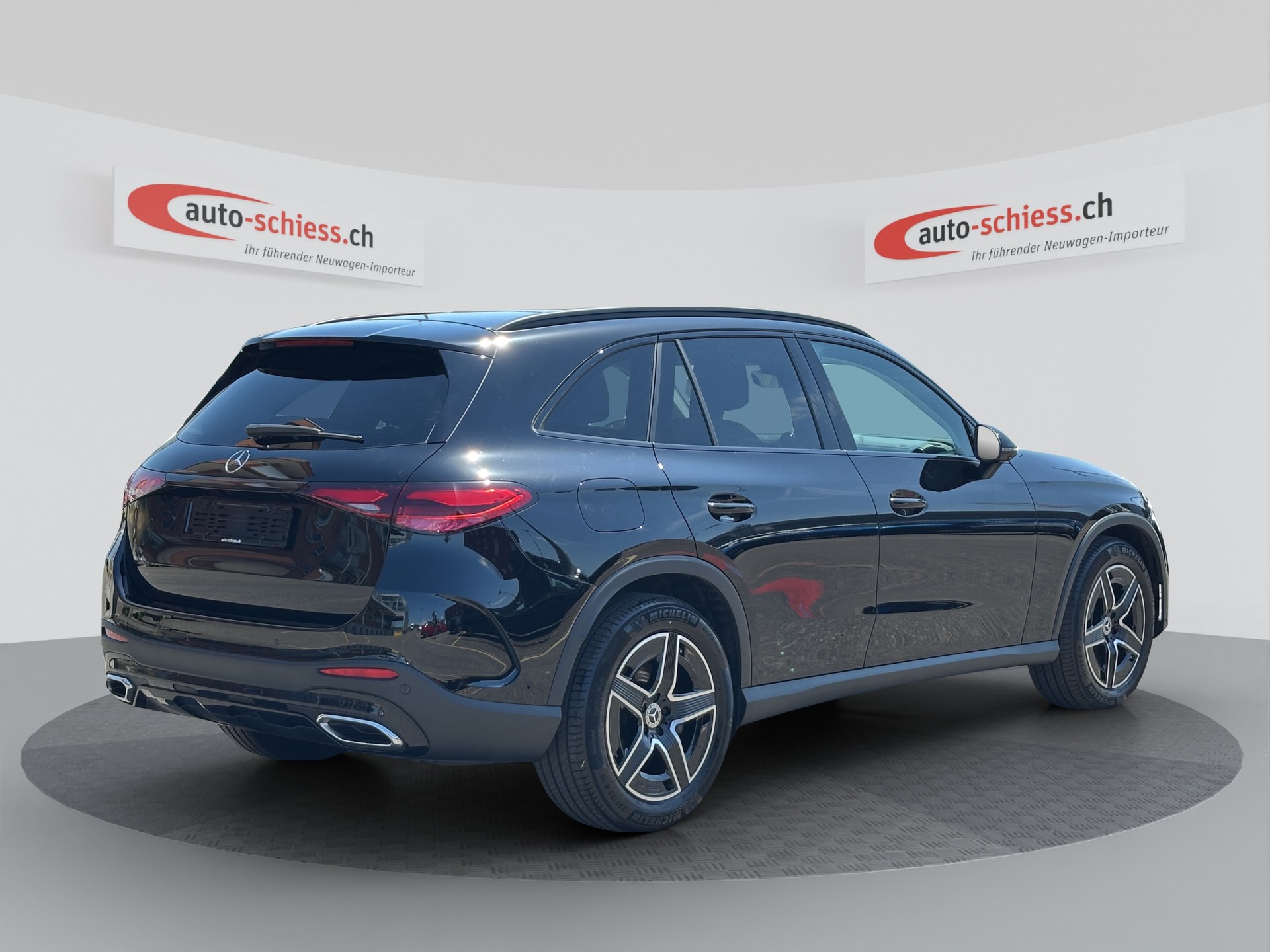 MERCEDES-BENZ GLC 220 d 4Matic AMG Night 9G-Tronic-image-4