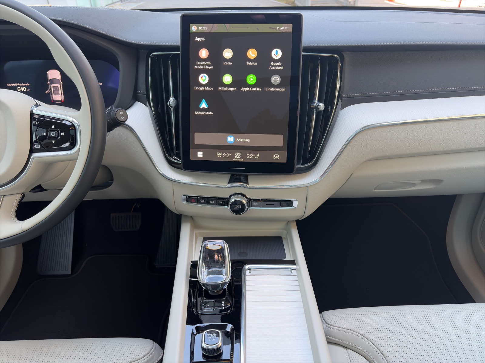 VOLVO XC60 2.0 T6 TE Ultra Dark eAWD-image-12