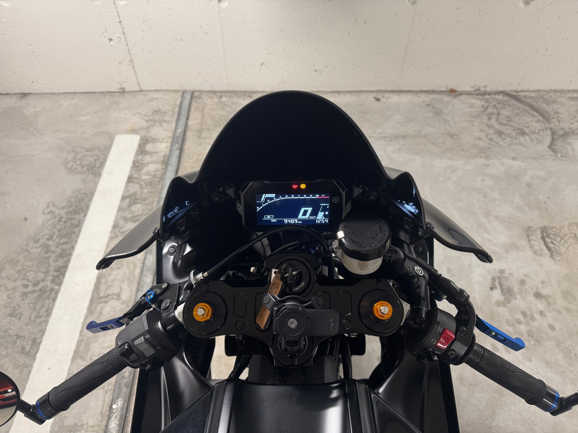 YAMAHA YZF-R7-image-3