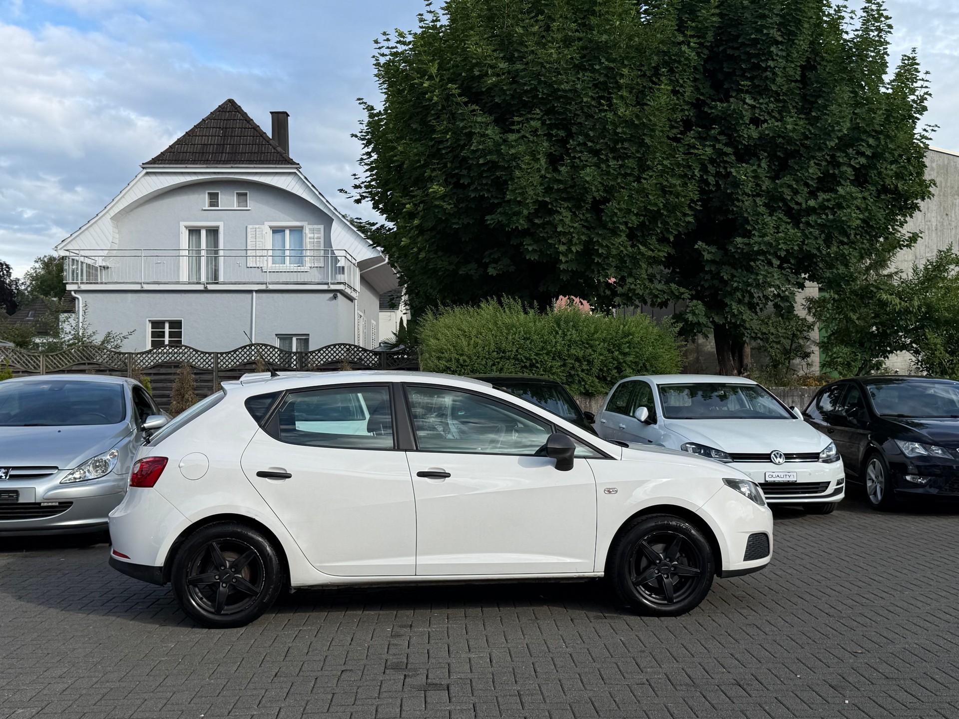 SEAT Ibiza 1.4 Style-image-1
