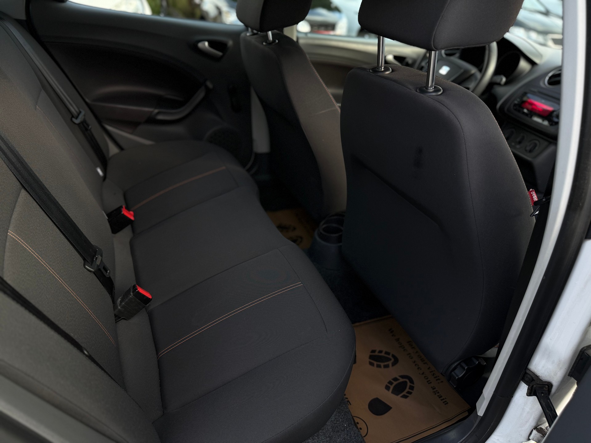 SEAT Ibiza 1.4 Style-image-13