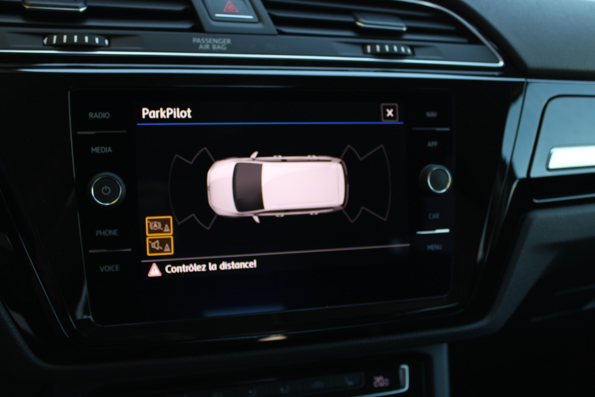 VW Touran 2.0 TDI BlueMotion Technology Comfortline DSG-image-13