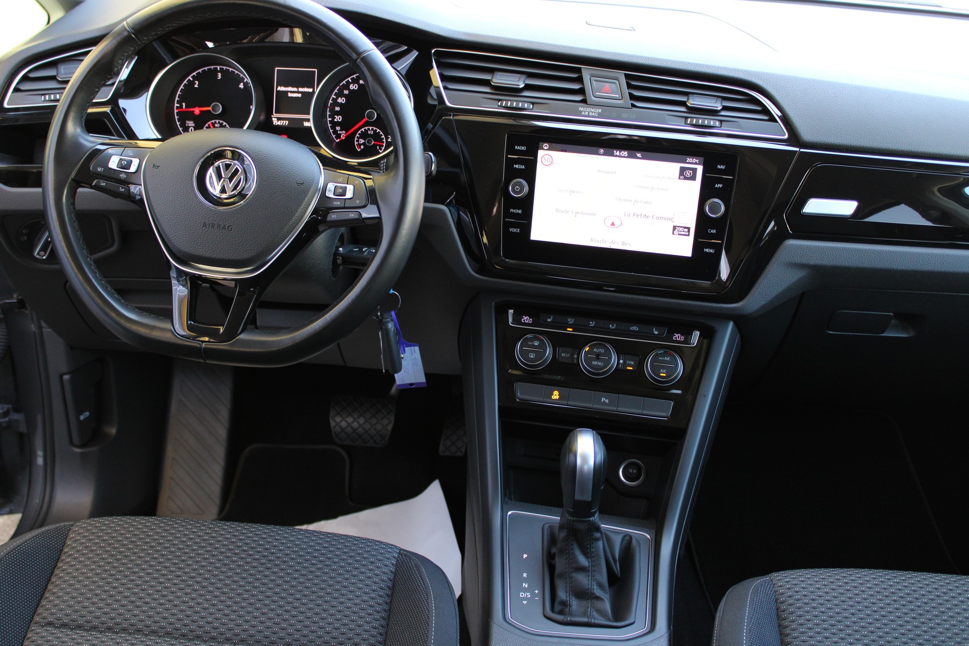 VW Touran 2.0 TDI BlueMotion Technology Comfortline DSG-image-9