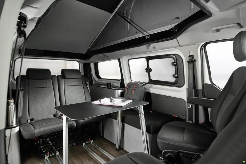 DETHLEFFS GLOBEVAN CAMP TWO-image-5