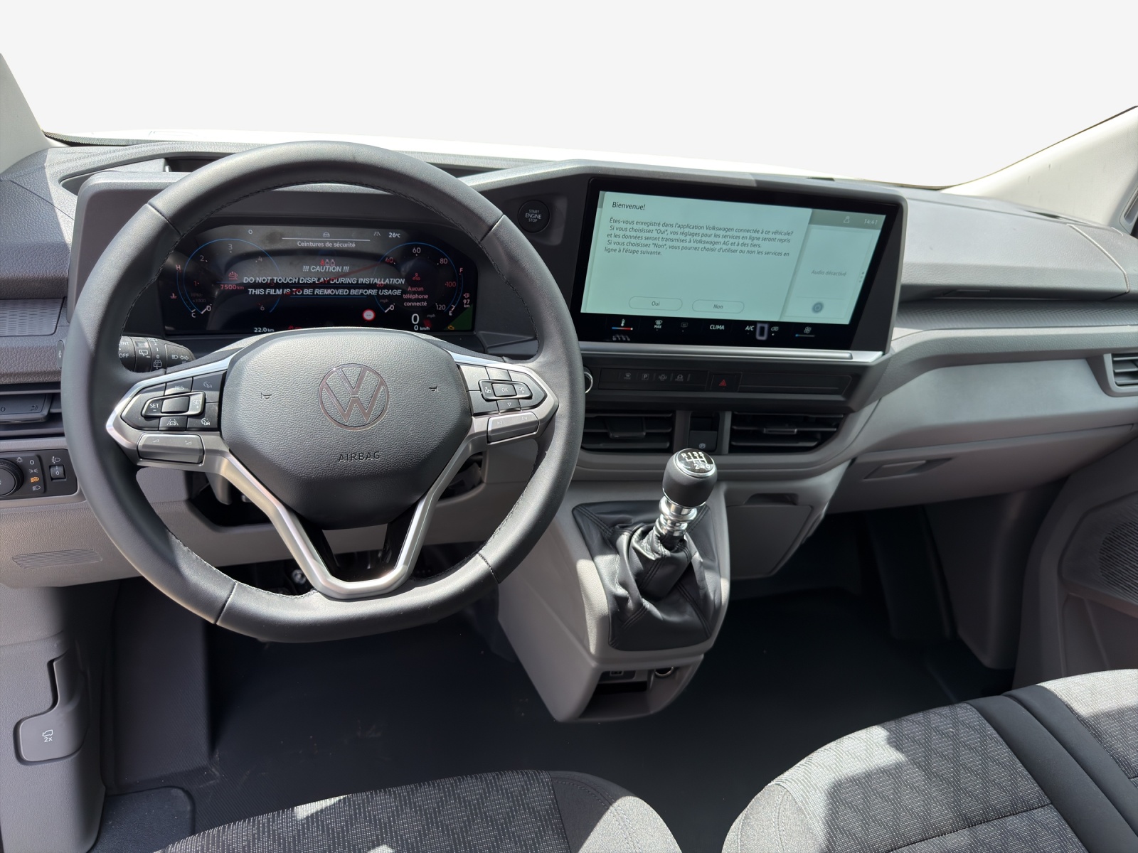 VW Transporter 2.0 TDI-image-8