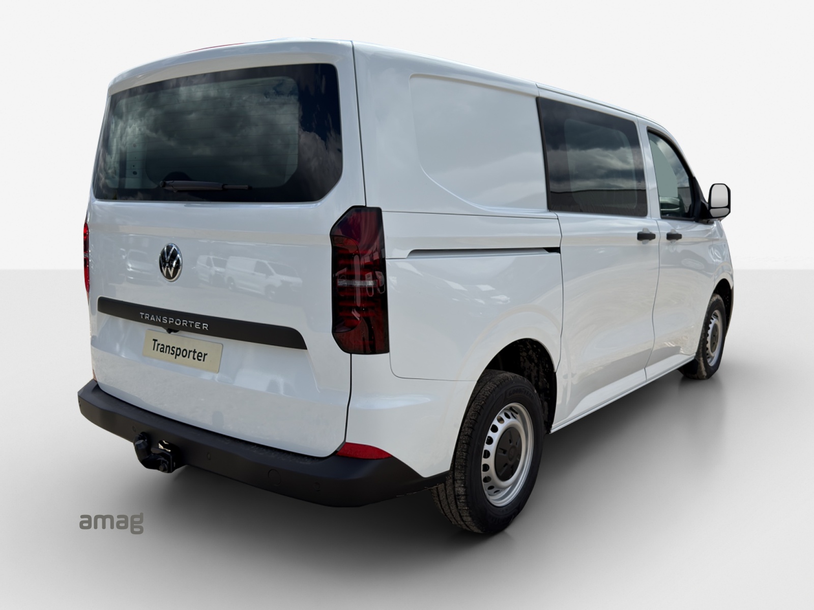 VW Transporter 2.0 TDI-image-4