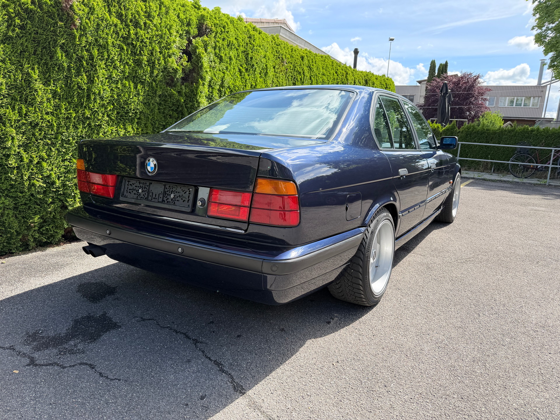 BMW 530i V8 A-image-4