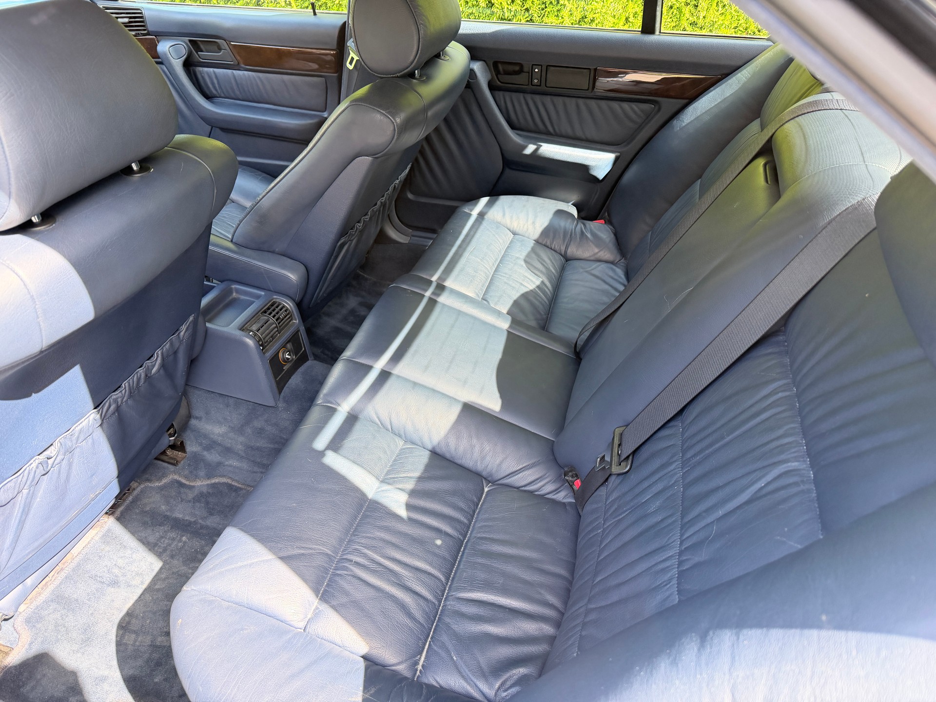 BMW 530i V8 A-image-10