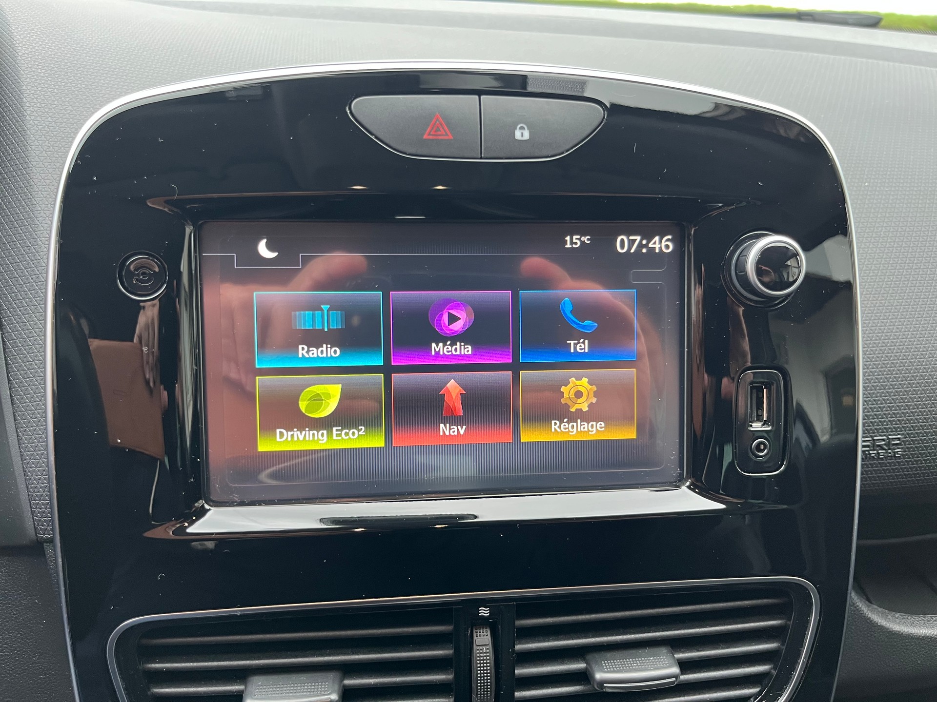 RENAULT Clio 1.5 dCi Intens EDC+++AB MFK+++NEUER ZAHNRIEMEN UND WASSERPUMPE+++-image-7