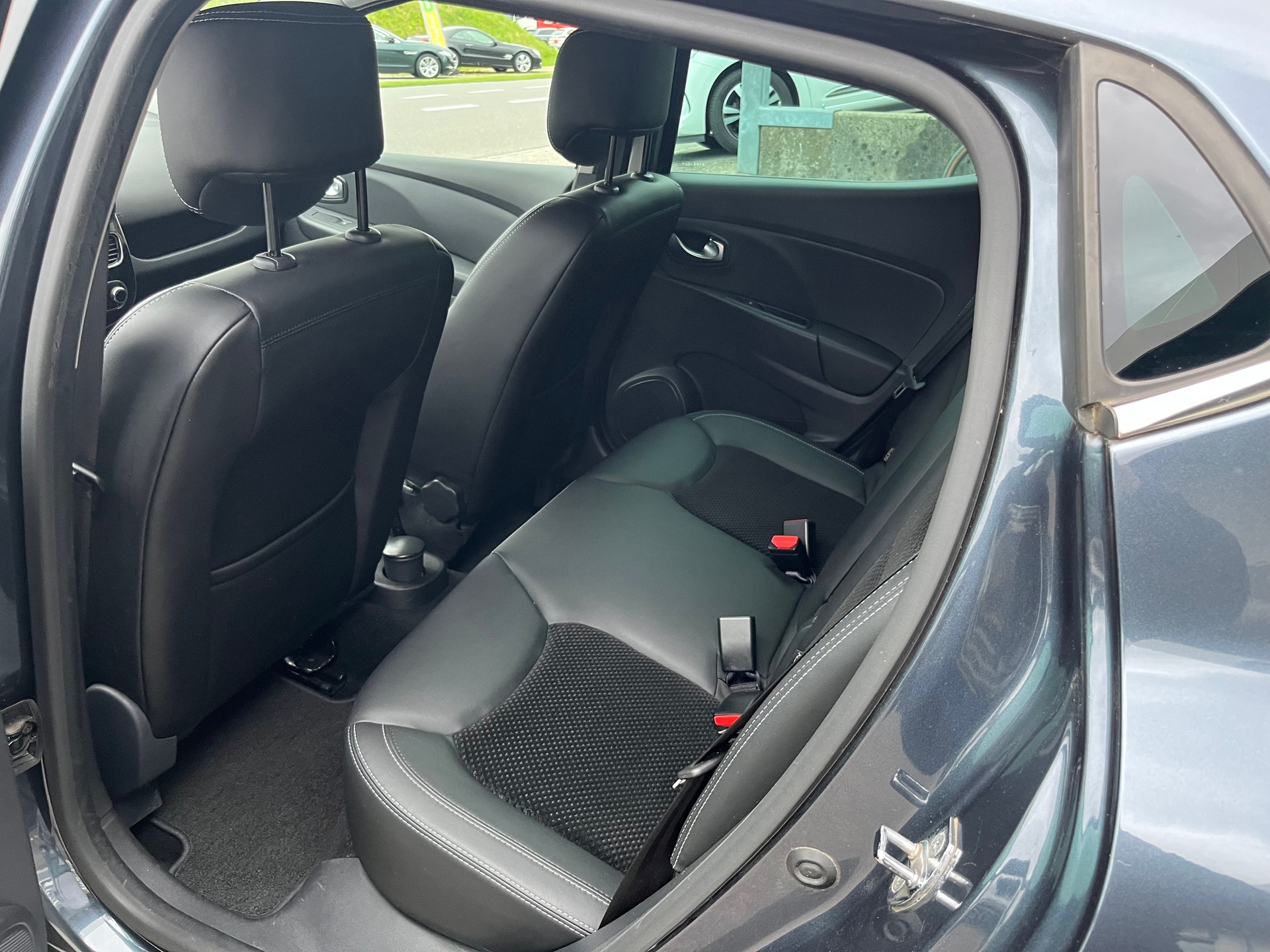 RENAULT Clio 1.5 dCi Intens EDC+++AB MFK+++NEUER ZAHNRIEMEN UND WASSERPUMPE+++-image-10