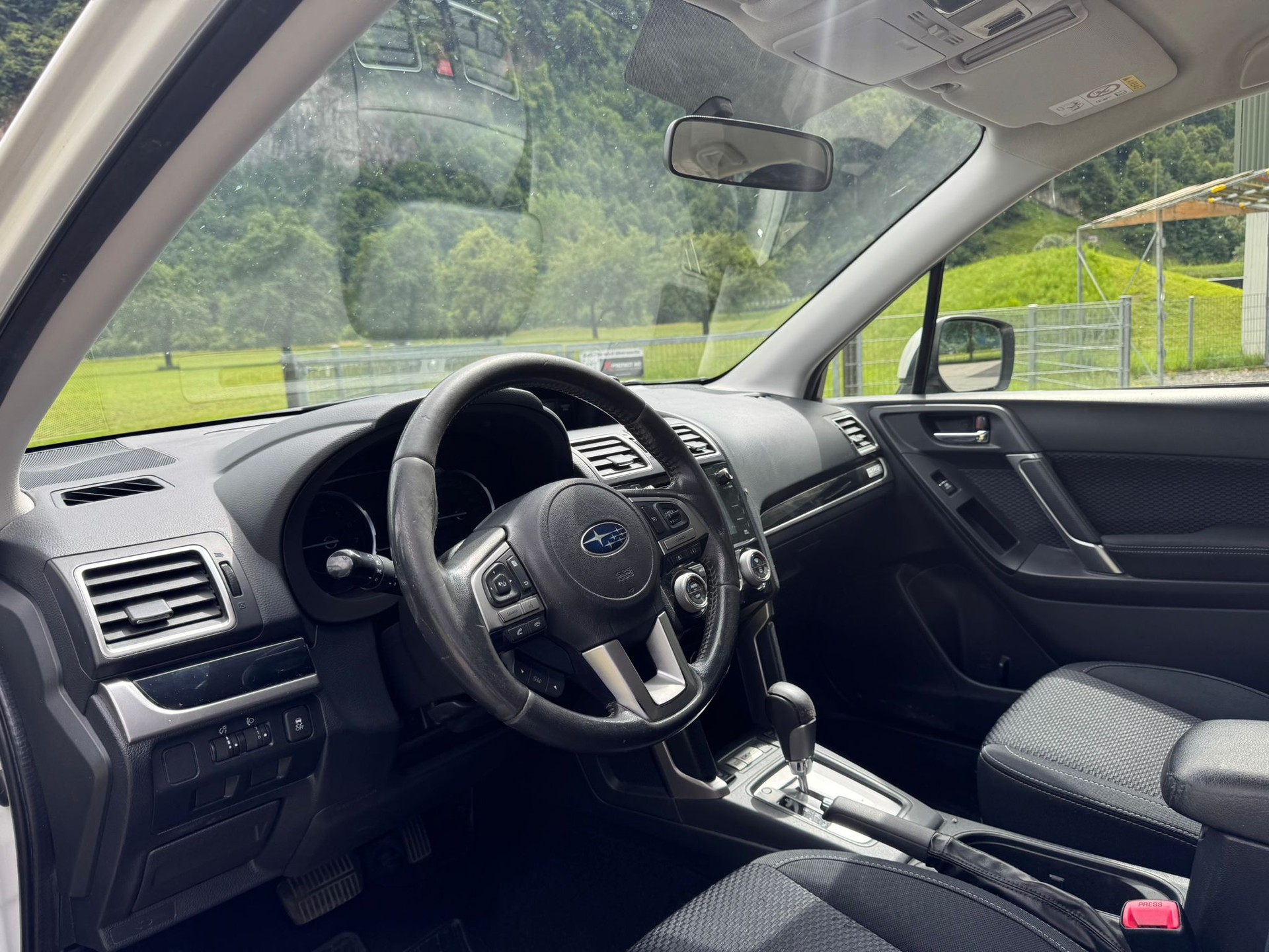 SUBARU Forester 2.0i Swiss Lineartronic-image-14