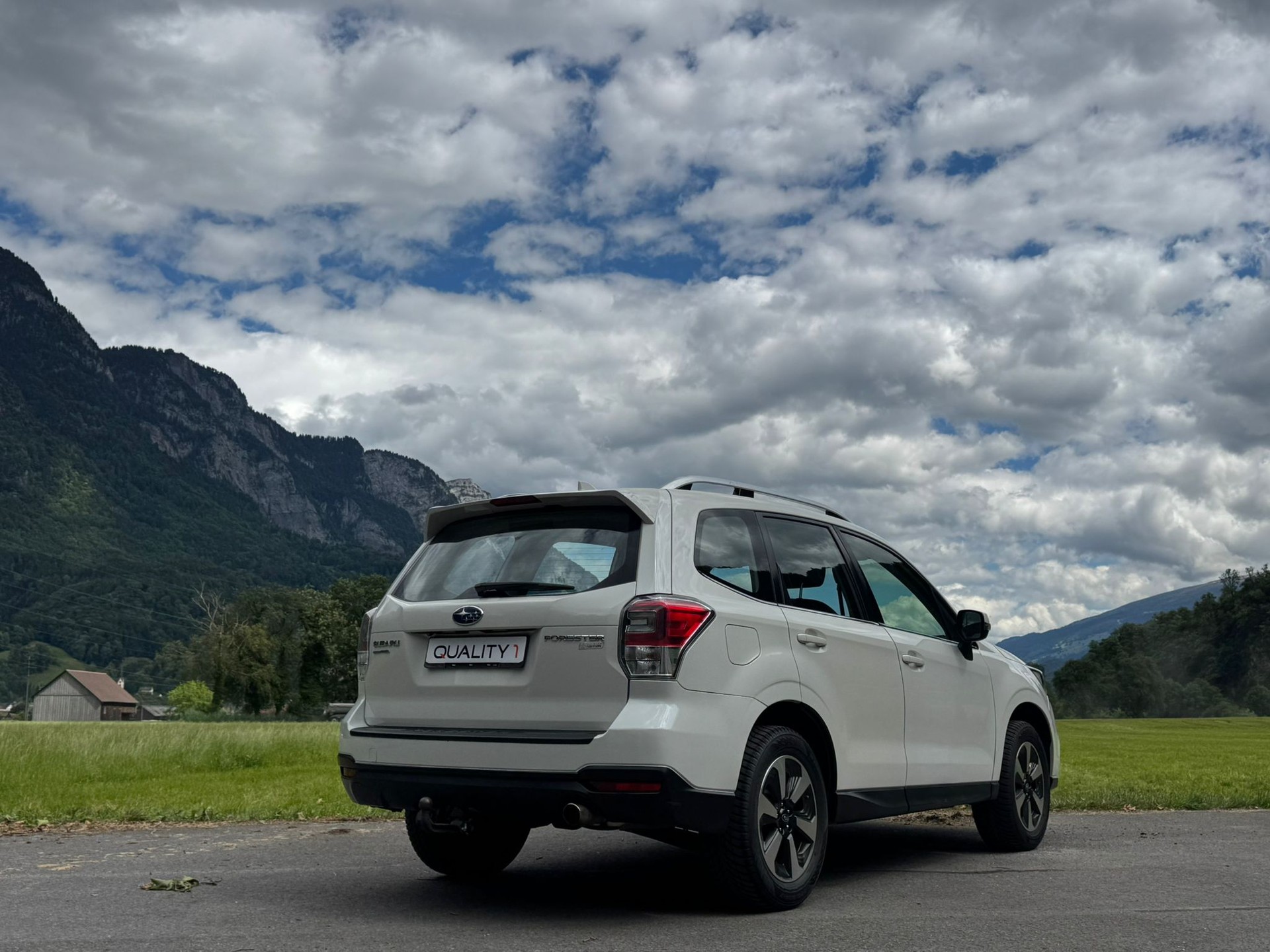 SUBARU Forester 2.0i Swiss Lineartronic-image-6