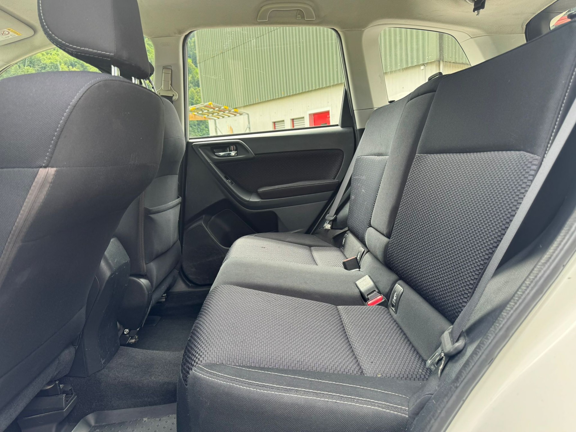 SUBARU Forester 2.0i Swiss Lineartronic-image-10