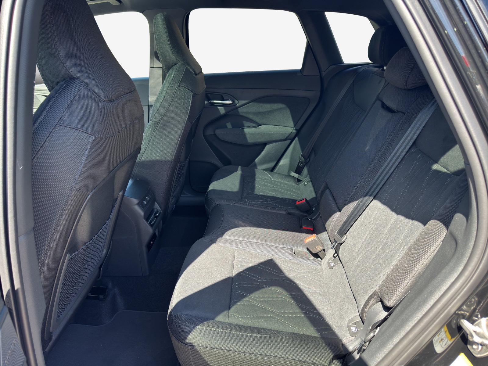 AUDI Q3 SUV e-hybrid 200 kW S tronig-image-11