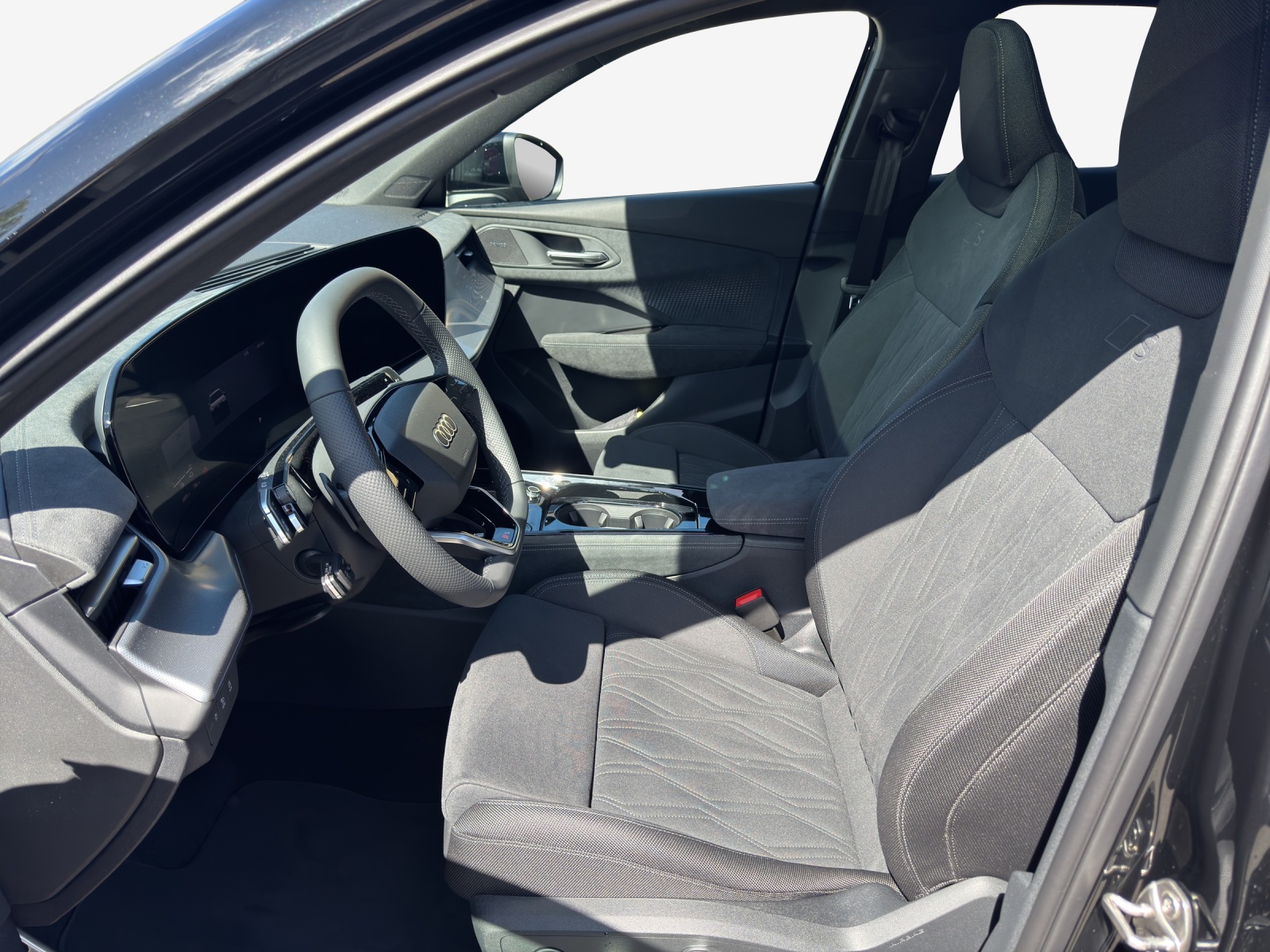 AUDI Q3 SUV e-hybrid 200 kW S tronig-image-7