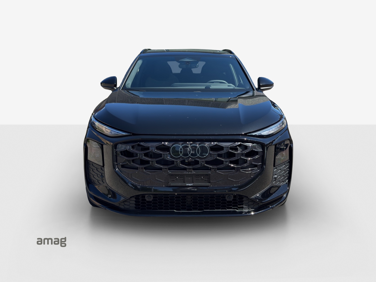 AUDI Q3 SUV e-hybrid 200 kW S tronig-image-6