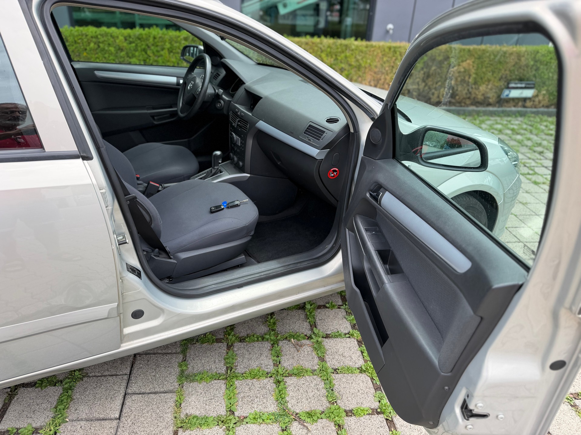 OPEL Astra 1.8i 16V Enjoy-image-11