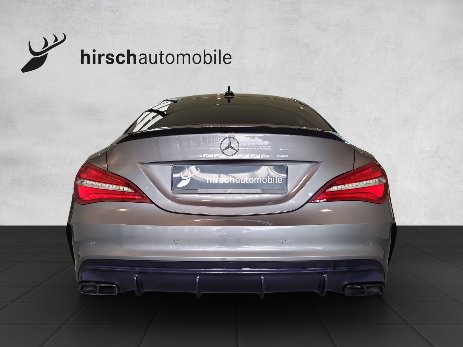 MERCEDES-BENZ CLA 45 AMG 4Matic Speedshift-showroom-element-2
