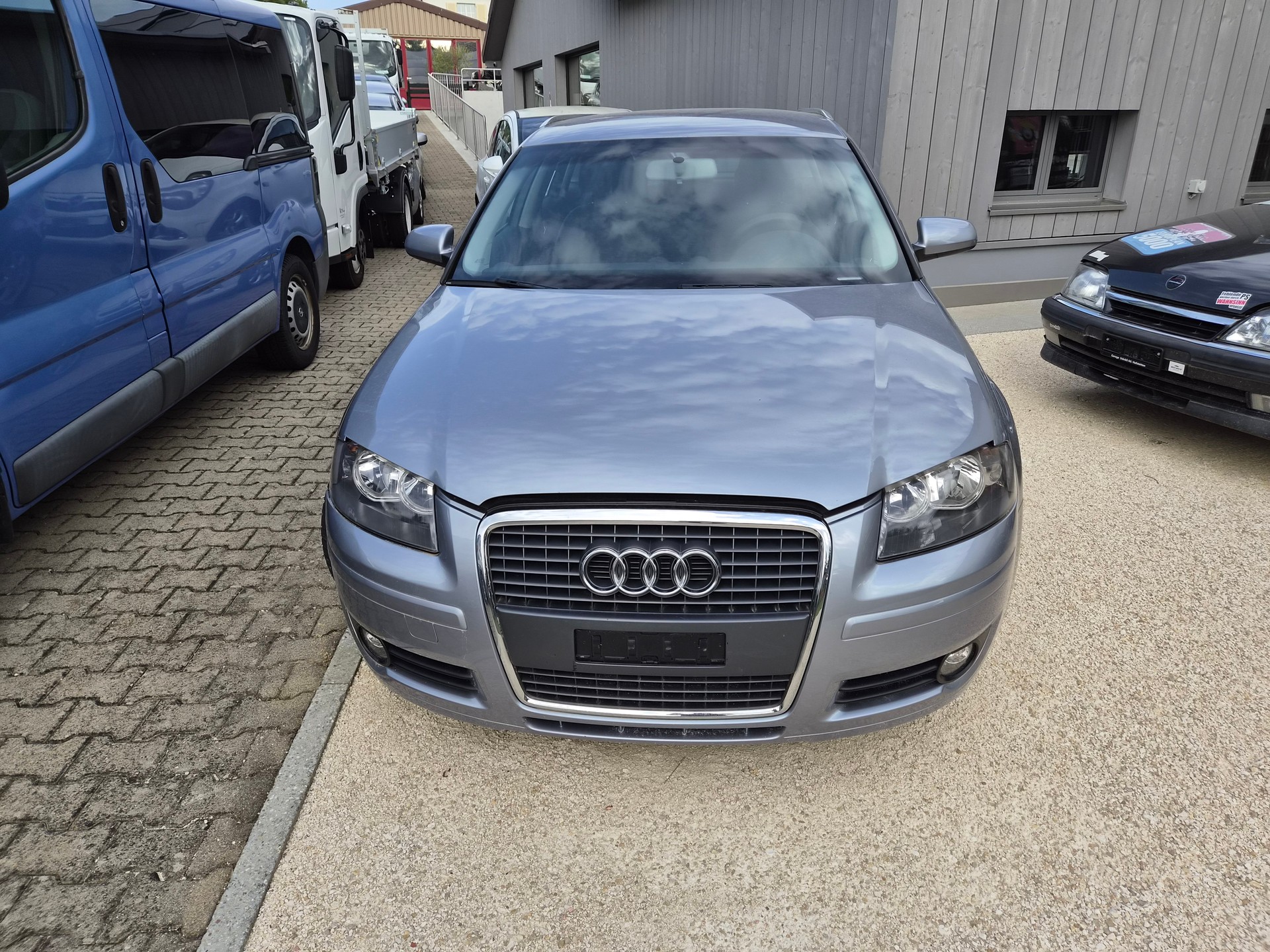 AUDI A3 Sportback 2.0 FSI Ambiente-image-1