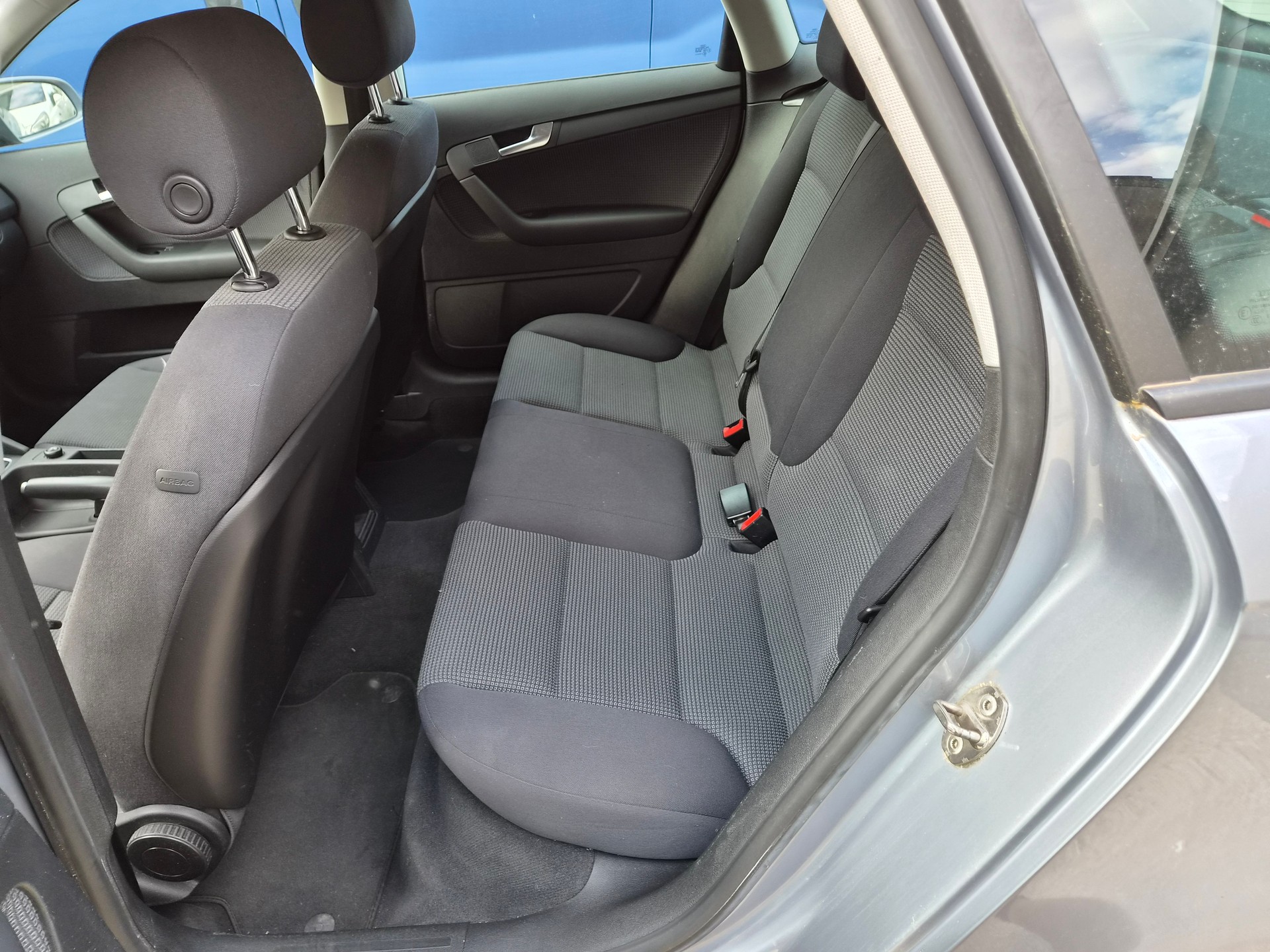 AUDI A3 Sportback 2.0 FSI Ambiente-image-6