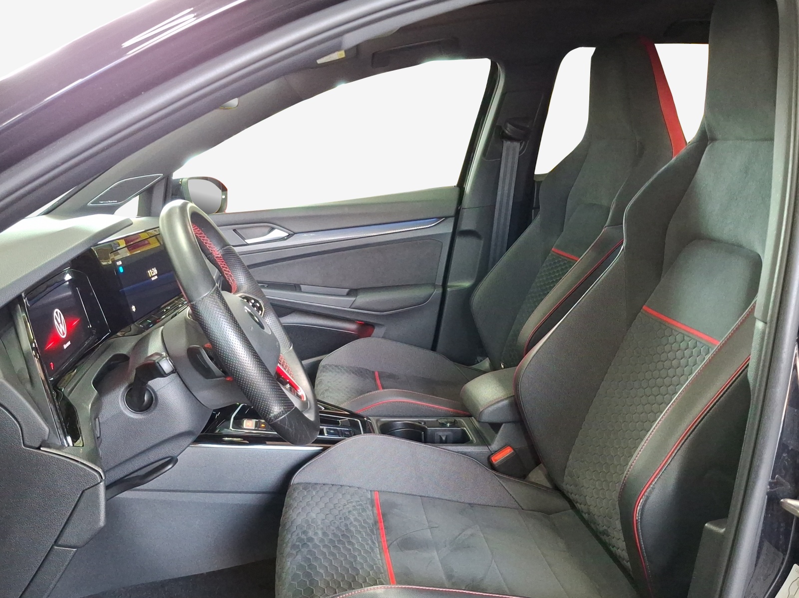 VW Golf 2.0 TSI GTI Clubsport DSG-image-7