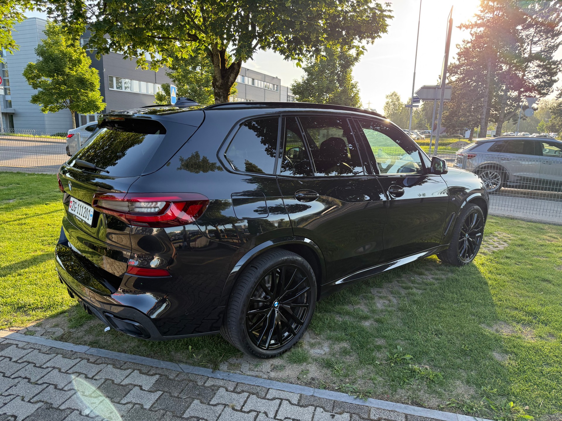 BMW 30d xDrive SAG-image-1
