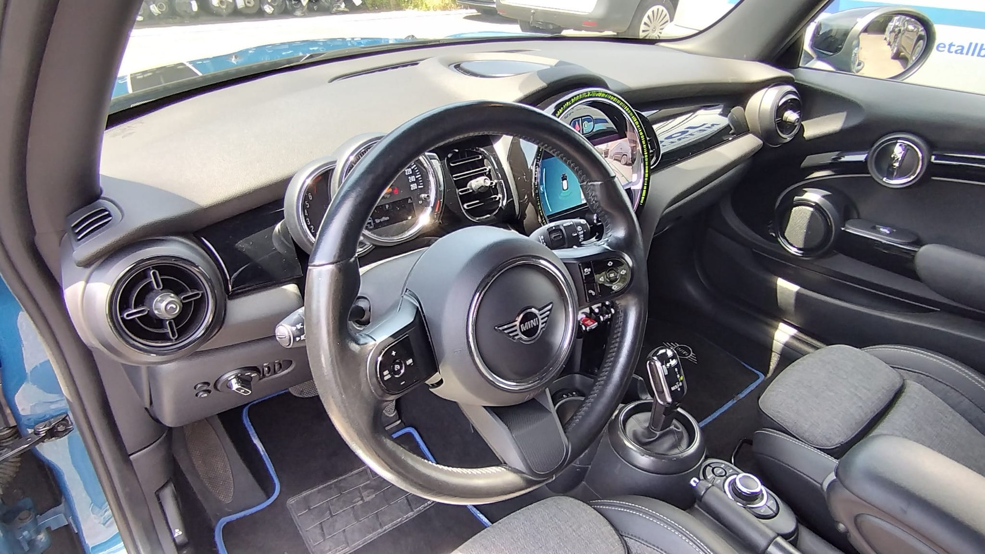 MINI Cooper Steptronic DKG-image-14