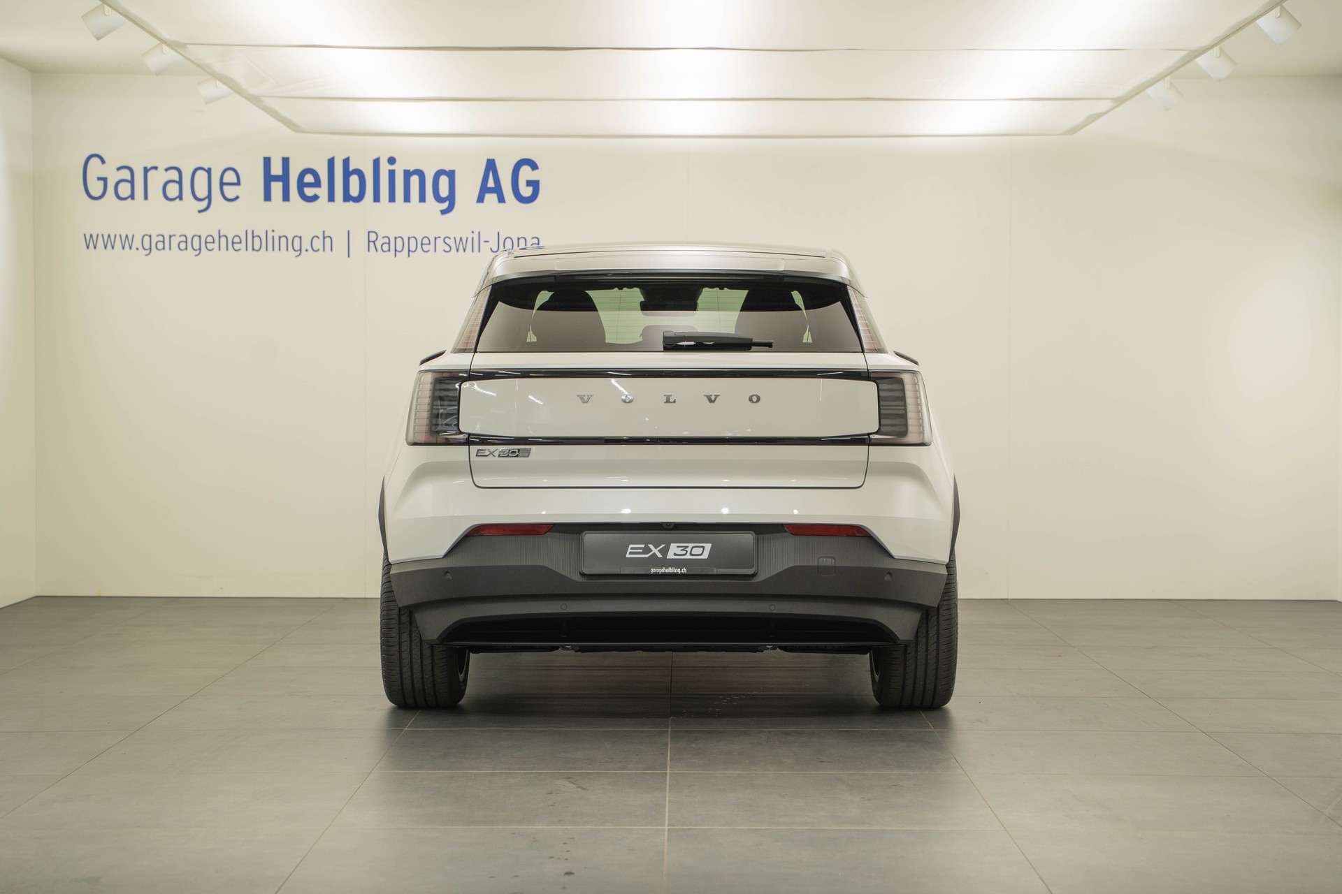 VOLVO EX30 E60 Plus-image-3