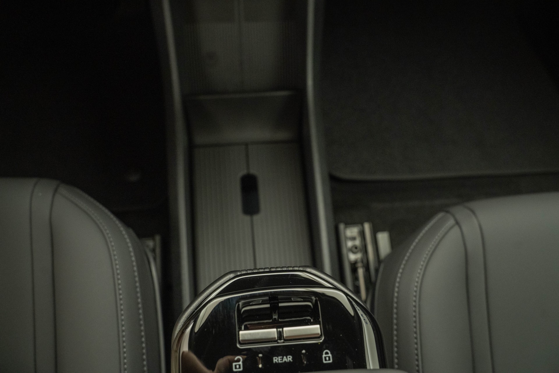 VOLVO EX30 E60 Plus-image-12