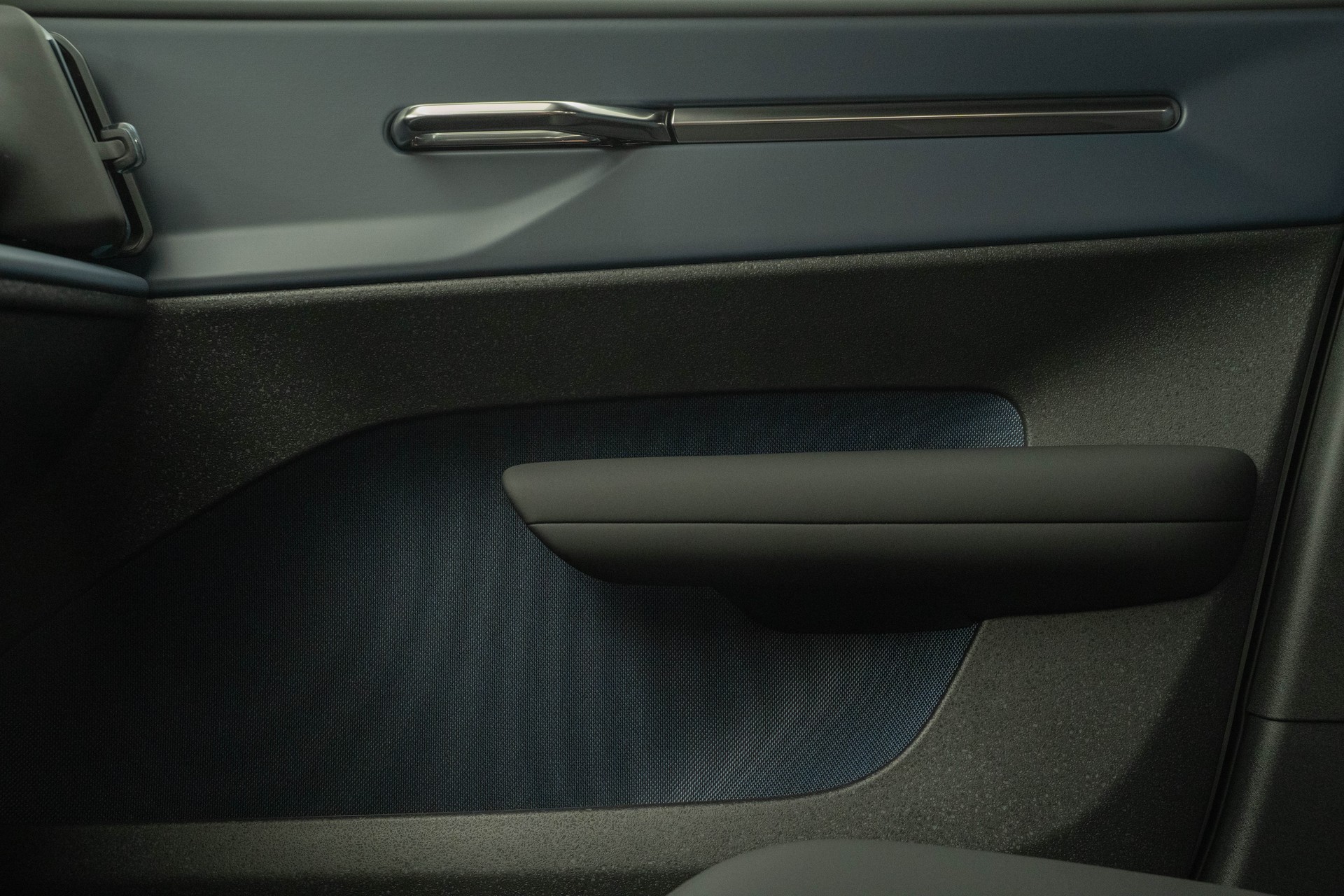 VOLVO EX30 E60 Plus-image-13