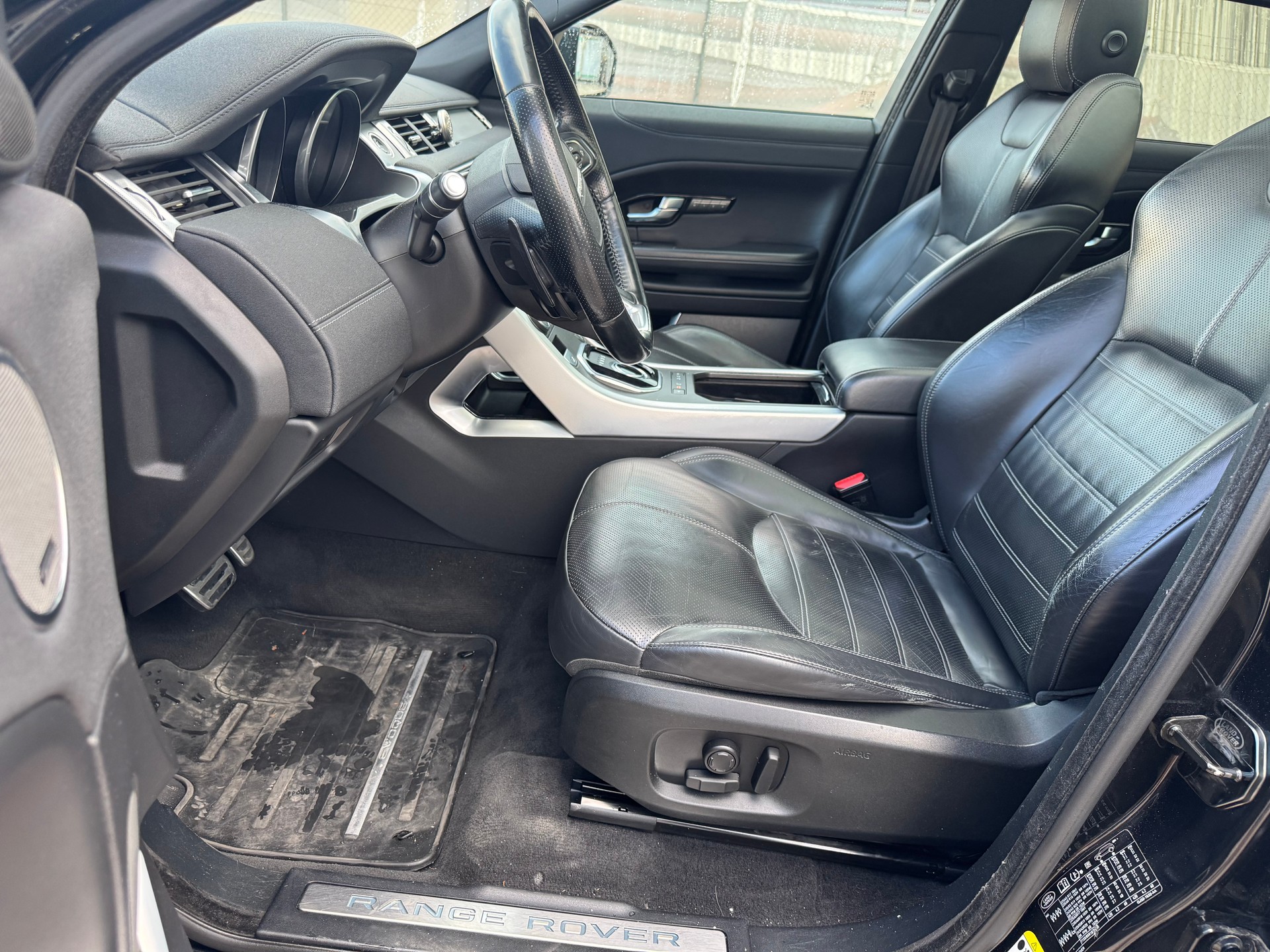 LAND ROVER Range Rover Evoque 2.0 TD4 HSE Dynamic AT9-image-9