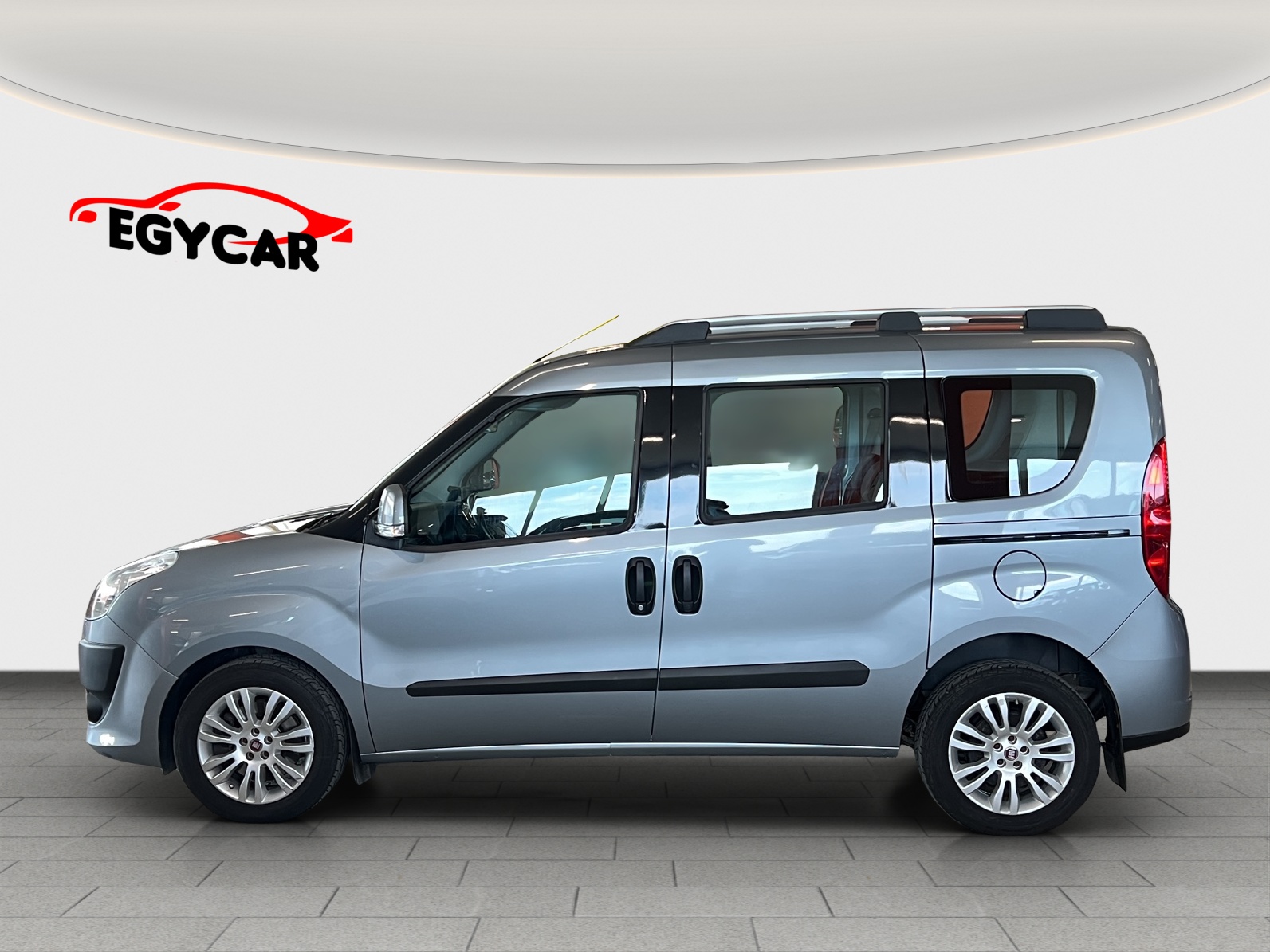 FIAT Doblò 2.0 JTD Dynamic-image-5