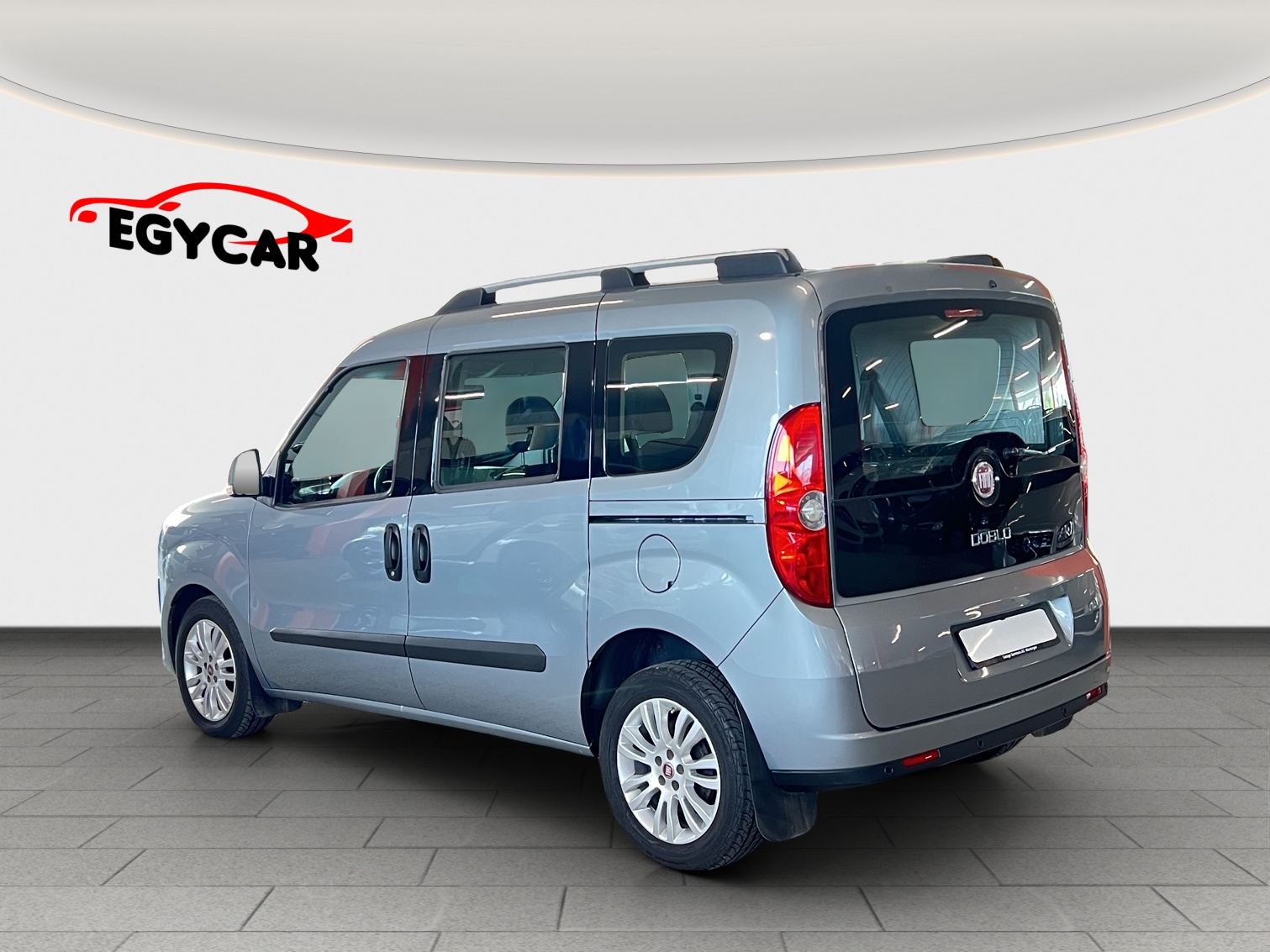 FIAT Doblò 2.0 JTD Dynamic-image-4