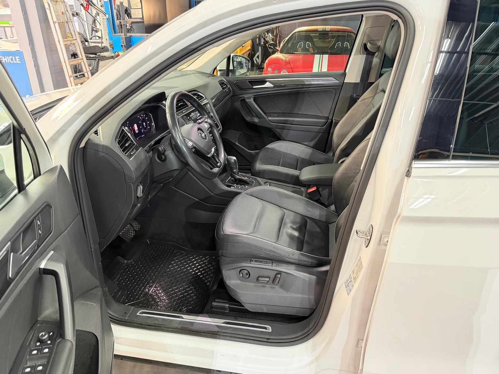 VW Tiguan 1.5TSI Evo Comfortline DSG-image-8