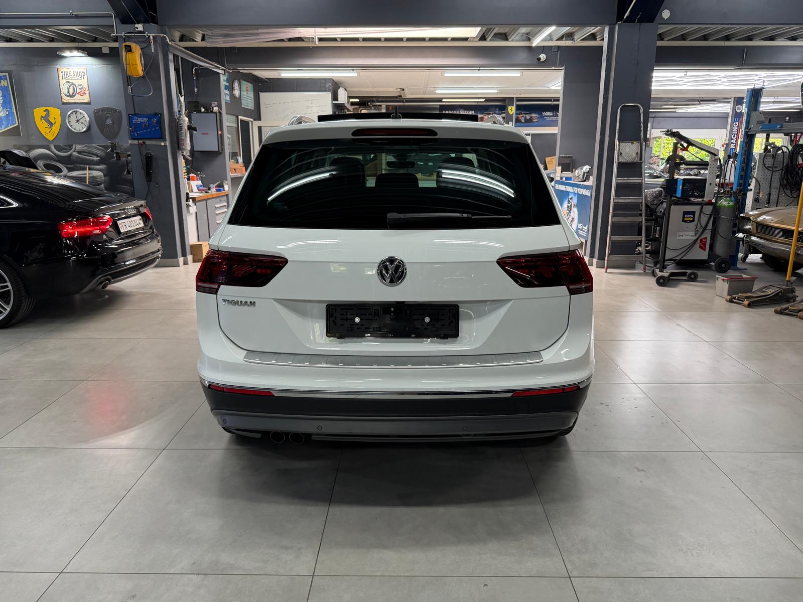 VW Tiguan 1.5TSI Evo Comfortline DSG-image-3